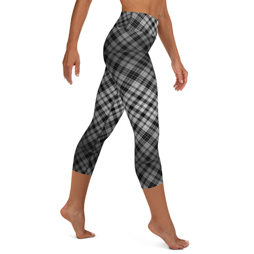 Classy Pattern Yoga Capri Leggings
